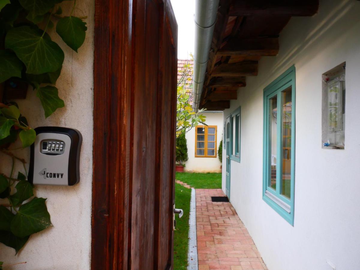 Tettyei Haziko Apartment *